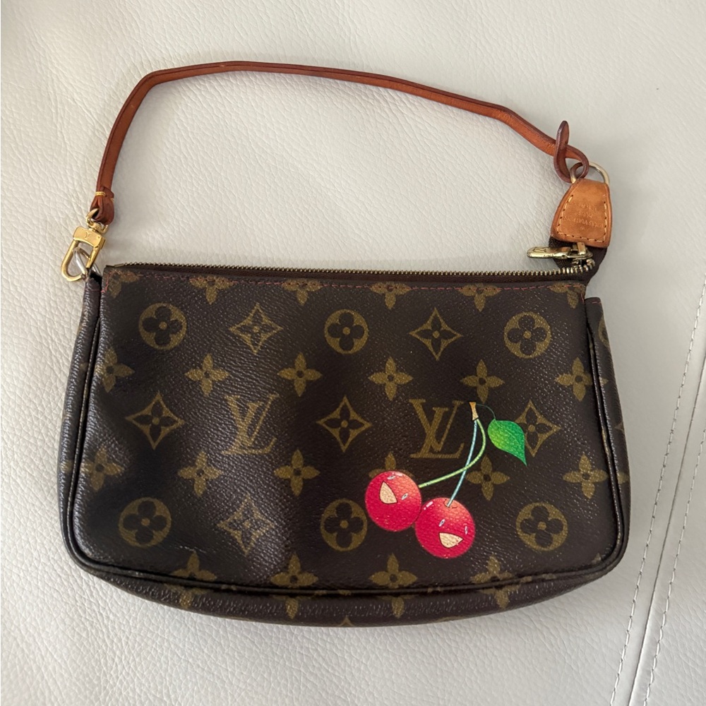 SOLD💙💙💙💙